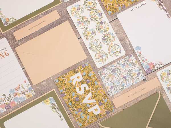 Violet Studio - Wedding Invitations - Amongst The Wildflowers - 25pk