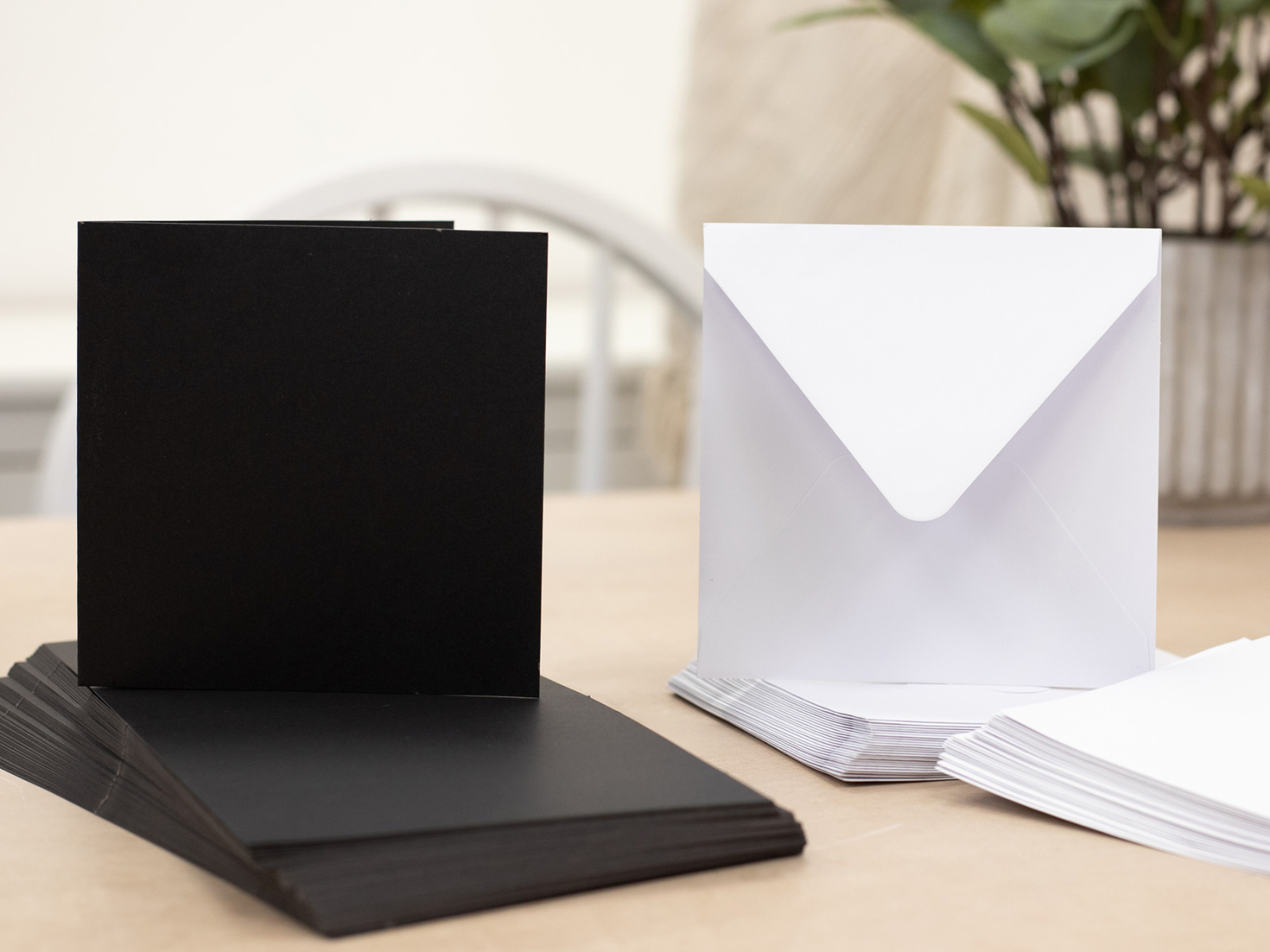 Crafter's Companion 6" x 6" Black Card & White Envelopes - 100 Pc