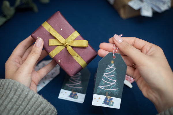 Violet Studios The Nutcracker Tags & Twine (12 Pack)