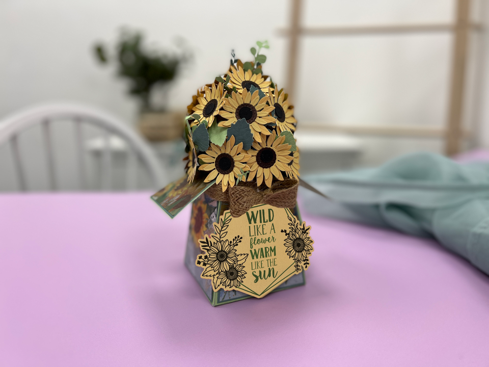 How to craft a Sunflower bouquet centerpiece