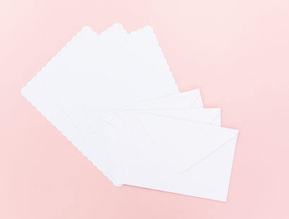 Crafter's Companion - 5x7" White Scalloped Cards & Envelopes 50pk