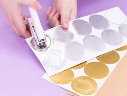 Crafter's Companion Embossing Tool SHOWSTOPPER