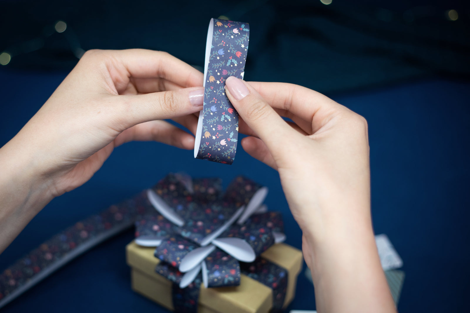 Violet Studios - Paper Bow Making Kit - The Nutcracker