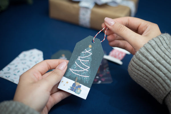 Violet Studios The Nutcracker Tags & Twine (12 Pack)