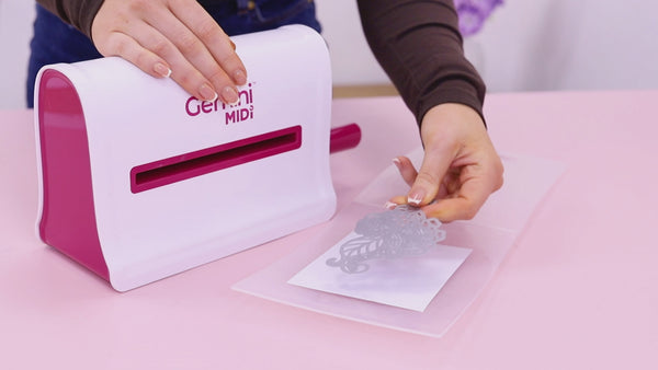 Sara Signature Antique Lace - Lace Embellishment Metal Die Set